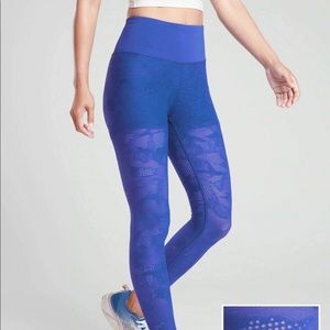 Athleta Phenom Camo 7/8 tight